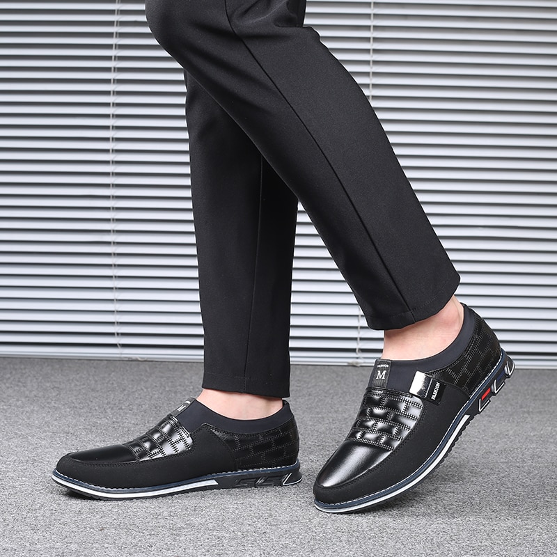 Leather Men Casual Shoes 2023 Brand Mens Loafers Moccasins Breathable Slip on Black Driving Shoes Big Size