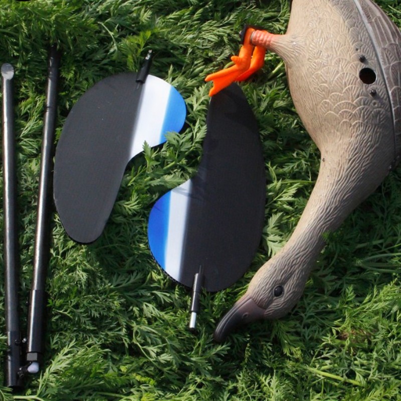 Realistic Duck Shaped Remote Control Plastic Hunting Decoy