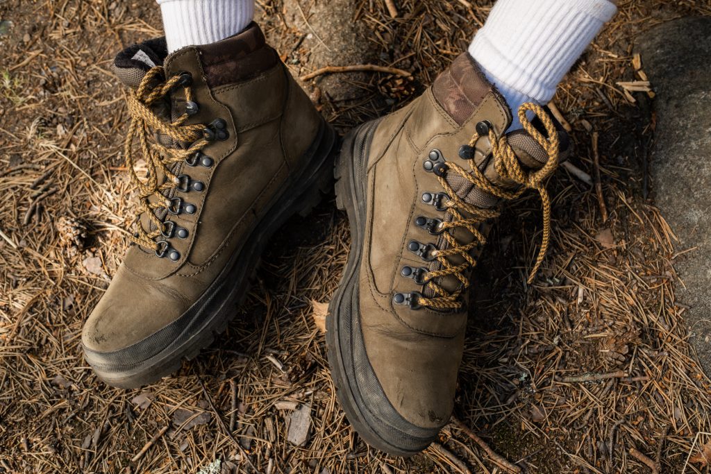 What is the Difference Between Steel Toe and Safety Toe Shoes?